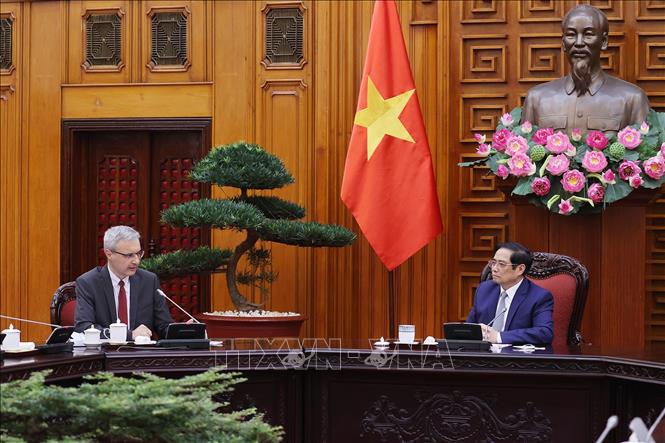 Fortalecen la cooperación Vietnam-Francia en diversos campos