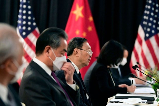 China y Estados Unidos se esfuerzan por descongelar sus relaciones