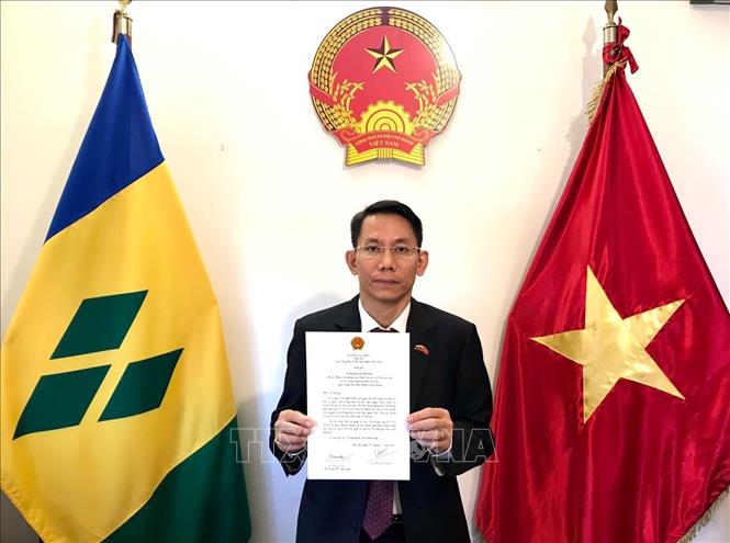 Vietnam aspira a estrechar las relaciones con San Vicente y las Granadinas
