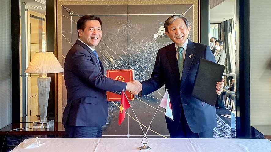 Fortalecen la cooperación en comercio e industria entre Vietnam y Japón