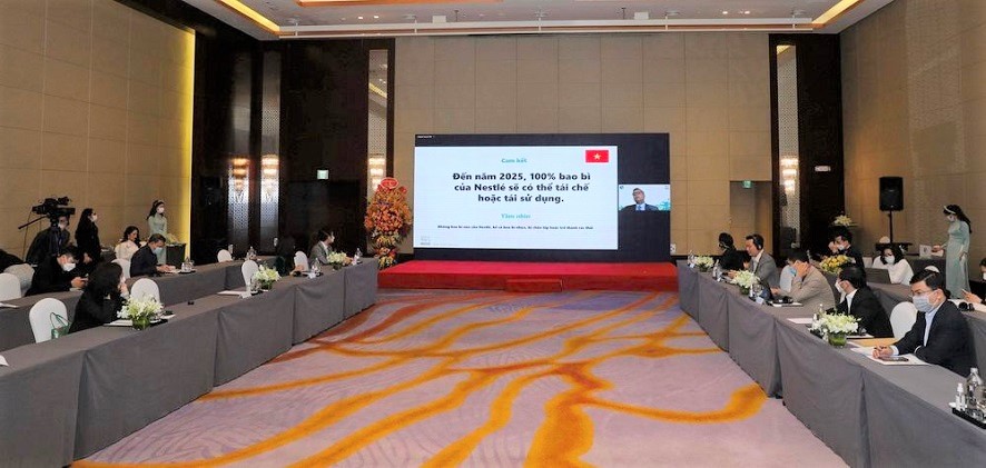 Vietnam y Nestlé cooperan para concienciar sobre la protección ambiental