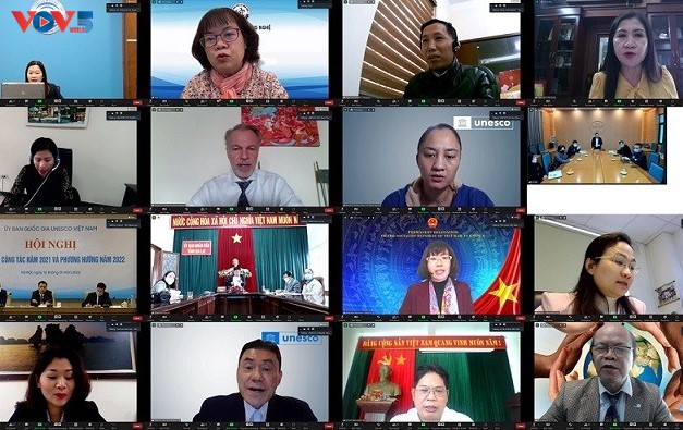 Continúan promoviendo la imagen y el papel de Vietnam en la UNESCO