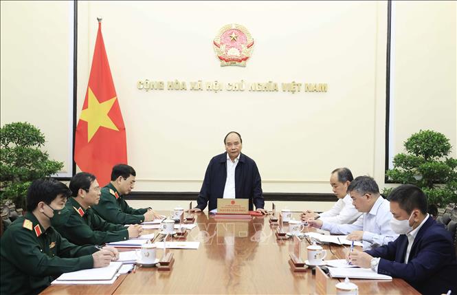 Presidente vietnamita revisa la implementación de la Estrategia para la Defensa Nacional