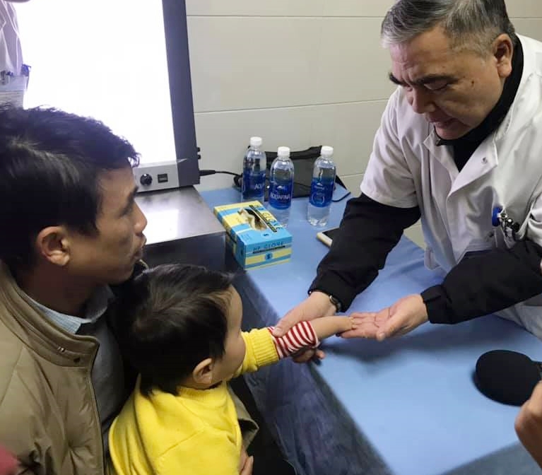 Ngo Van Toan, la mano de oro de la ortopedia y traumatología de Vietnam