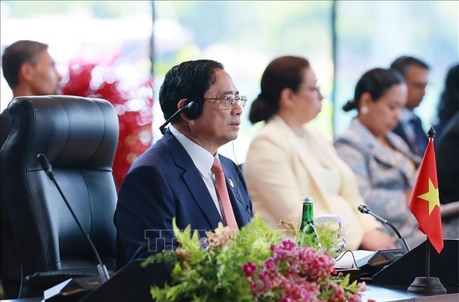 Premier vietnamita indica orientaciones de desarrollo de la Comunidad de ASEAN