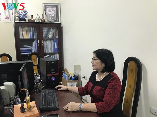 L’enseignante émérite Nguyên Thi Kim Hoa