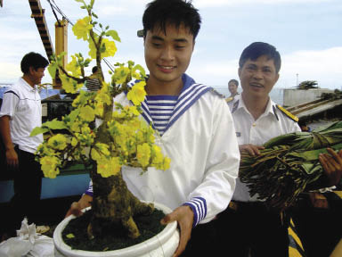 ស្រុកកោះ Truong Sa ខេត្ត Khanh Hoa រៀបចំទទួលបុណ្សតេត២០១២