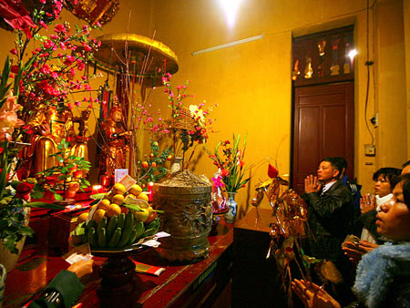 បរិយាកាសទទួលឆ្នំាថ្មីឆ្នាំរោងចត្វាស័កនៅទូទាំងប្រទេសវៀតណាម