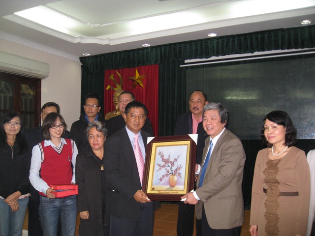 ដំណើរបំពេញទស្សនកិច្ចមានអនុស្សាវរីយ៍ជាច្រើន!