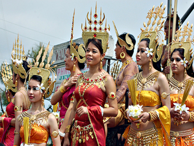 សកម្មភាពទទួលបុណ្យចូលឆ្នាំថ្មី ២០១២ របស់ជនរួមជាតិខ្មែរណាមបូ