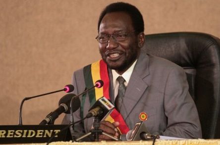 ប្រធានាធិបតីម៉ាលីធ្វើសច្ចាប្រណិធានទទួលយកមុខដំណែង