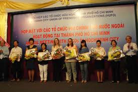 ការជួបមុខជាមួយដំណាងនៃបណ្ដាអង្គការក្រៅរដ្ឋាភិបាលបរទេសឆ្នាំ 2012