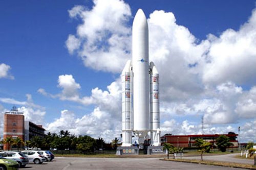 វៀតណាមបានត្រៀមជាស្រេចឲ្យការបង្ហោះ​ផ្កាយរណបVinasat – 2