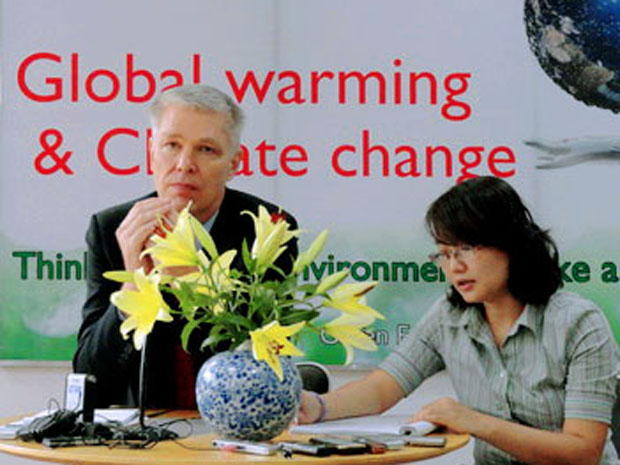 កិច្ចប្រជុំរវាងថ្នាក់ដឹកនាំខេត្ត Quang Tri និងអង្គការសហប្រតិបត្តិការអន្តរជាតិ ជប៉ុន (JICA)