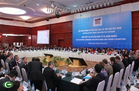 សន្និសីទពាក់កណ្ដាលអាណត្តិក្រុមពិគ្រោះយោបល់របស់បណ្ដាអ្នកផ្តល់ជំនួយអោយវៀតណាមឆ្នាំ2012​បានបិទ