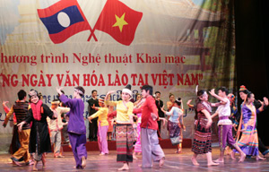 នៅវៀតណាមនិងឡាវកំពុងប្រព្រឹត្តទៅសកម្មភាពមិត្តភាពនិងសហប្រតិបត្តិការជាច្រើន