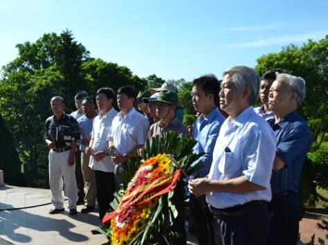 សកម្មភាពជាច្រើនរំលឹកខួបអនុស្សាវរីយ៍លើកទី​៦៥ទិវាយុទ្ធជនពិការយុទ្ធជនពលីក្នុងទូទាំងប្រទេសវៀតណាម