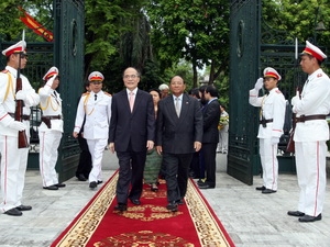 សកម្មាភាពនៃដំណើរទស្សនកិច្ចជាផ្លូវការនៅវៀតណាមរបស់ប្រធាន រដ្ឋសភាព្រះរាជាណាចក្រកម្ពុជាសម្តេច ហេង សំរិន