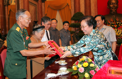 បណ្ដាសកម្មភាពរំលឹកខួបអនុស្សាវរីយ៍លើកទី​៦៥ ទិវាយុទ្ធជនព​លី ​​យុទ្ធជនពិការ ​