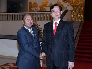 ថ្នាក់ដឹកនាំវៀតណាមទទួលជួបសន្ទនាជាមួយប្រធានរដ្ឋសភាព្រះរាជាណាចក្រកម្ពុជាសម្តេច​ ហេង សំរិន