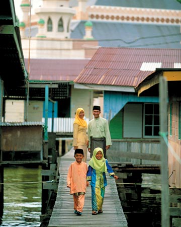 ភូមិបណ្ដែតទឹក Kampong Ayer