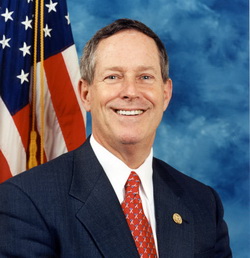 អនុរដ្ឋមន្ត្រីក្រសួងការពារប្រទេសវៀតណាមទទួលជួបសន្ទនាជាមួយគណៈប្រតិភូសមាជិកសភាអាមេរិក