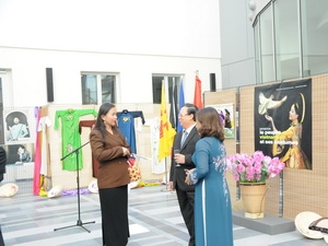 ក្រុមការងារនៃសម្ព័ន្ធបណ្ដាអង្គការរមិត្តភាពវៀតណាមបំពេញការងារនៅប៊ែលស្ស៊ីក