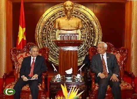 អនុប្រធាន​រដ្ឋសភាវៀតណាមជួបសន្ទនា​ជាមួយ​គណះប្រតិភូគណះកម្មាធិការច្បាប់រដ្ឋសភាឡាវ