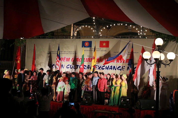 ការជួបប្រាស្រ័យវប្បធម៌-ម្ហូបអាហារប្រពៃណីប្រជាជាតិរបស់បណ្ដាប្រទេសជាសមាជិកអាស៊ាន