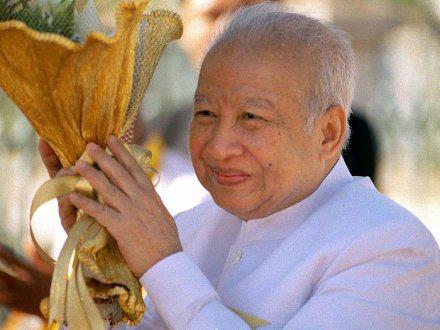 អតីតព្រះមហាវីរក្សត្រកម្ពុជាព្រះបាទសម្តេចព្រះនរោត្តមសីហនុចូលទីវង្គត់