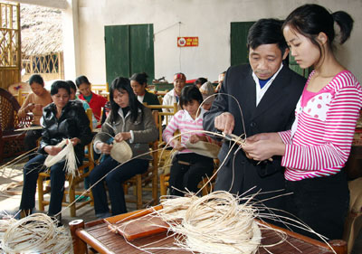 ការងារបណ្ដុះបណ្ដាលប្រភពធនធានមនុស្សតប់តាមនឹងសំណូមពរនៃកម្មវិធីកសាងជនបទថ្មី