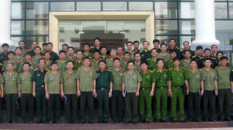 ពិធីបើកថ្នាក់បំប៉ុនចំណះអំពីកិច្ចការពារប្រទេសនិងសន្តិសុខ វគ្គទី ៤៦