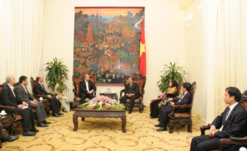 ឧបនាយករដ្ឋមន្ត្រីវៀតណាម Nguyen Xuan Phuc ទទួលជួបសន្ទានាជាមួយគណៈប្រតិភូ ទីក្រុង Tehran (អ៊ីរ៉ង់)