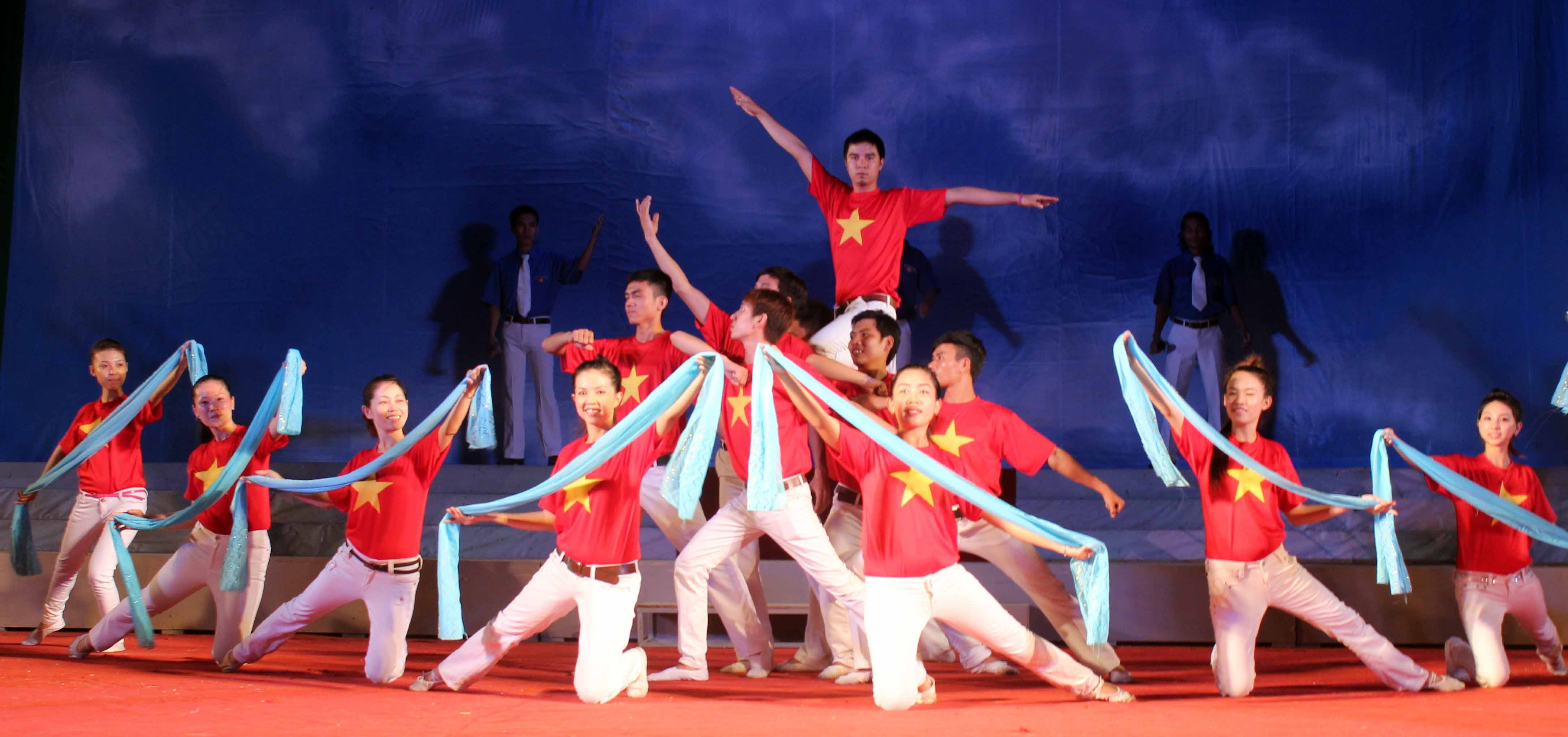 កម្មវិធីផ្លាស់ប្តូរសិល្បះ÷ឆ្ពោះទៅព្រំដែន កោះសមុទ្រស្រុកកំណើត