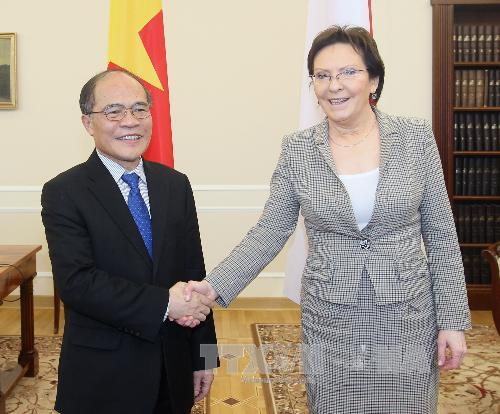 ប្រធានរដ្ឋសភាវៀតណាមទៅបំពេញទស្សនកិច្ចជាផ្លូវការនៅប៉ូឡូង