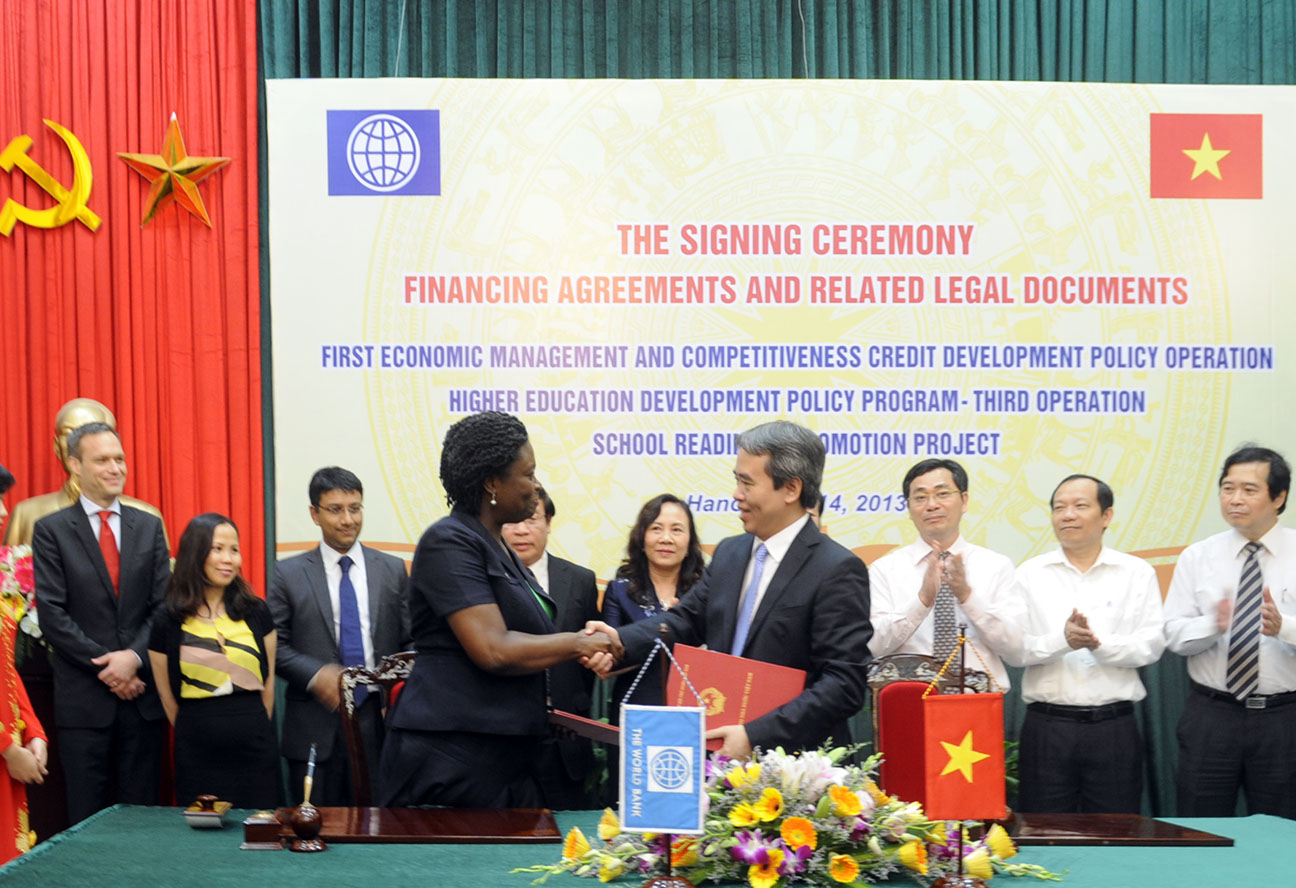 វៀតណាមនិងWB ចុះហត្ថលេខាលើកិច្ចព្រមព្រៀងឥណទានតំលៃជាប្រាក់ចំនួន៤០០លានដុល្លារអាមេរិក