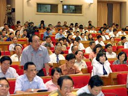 រដ្ឋសភាពិភាក្សាតាមក្រុមអំពីសេចក្ដីព្រាងធ្វើវិសោធនកម្មរដ្ឋធម្មនុញ្ញឆ្នាំ១៩៩២