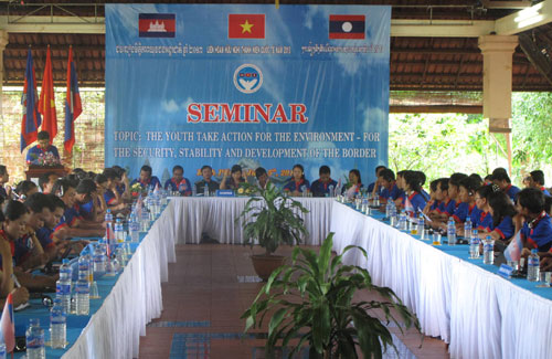 មហោស្រពមិត្តភាពយុវជនអន្តរជាតិបានបិទ។