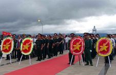 បើកសម្ពោធន៍ស្ដូបរំលឹកវិញ្ញាណក្ខ័ណ្ឌយុទ្ធជនពលីហាណូយនៅខេត្ត Kon Tum