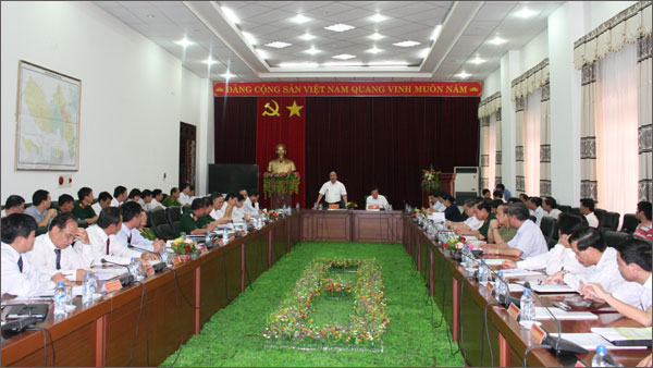 ឧបនាយករដ្ឋមន្ត្រីវៀតណាមជួបធ្វើការនៅខេត្ត Ben Tre