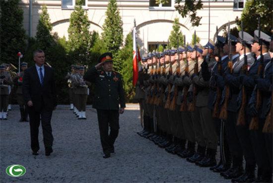 រដ្ឋមន្ត្រីក្រសួងការពារប្រទេសវៀតណាមបញ្ចប់ដំណើរបំពេញទស្សនកិច្ចនៅប៉ូឡូញ
