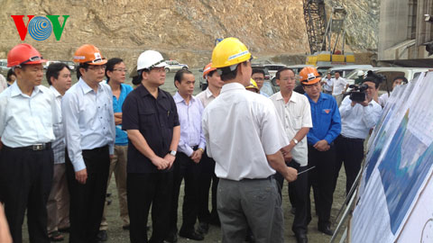 សម័យប្រជុំគណៈកម្មាធិការទទួលបន្ទុករដ្ឋគំរោងការណ៍វារីអគ្គិសនី Son La - Lai Chau