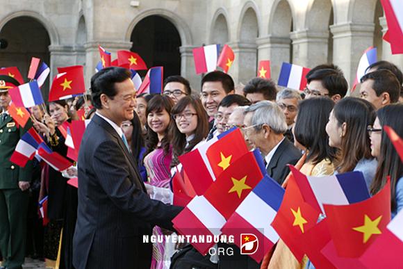 សកម្មភាពរបស់នាយករដ្ឋមន្ត្រីវៀតណាមនៅបារាំង