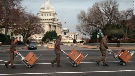 កាបិទសេវ៉ាកម្មមួយចំនួននៅអាមេរិកបង្កការខូចខាតសម្រាប់សម្ព័ន្ធភាព