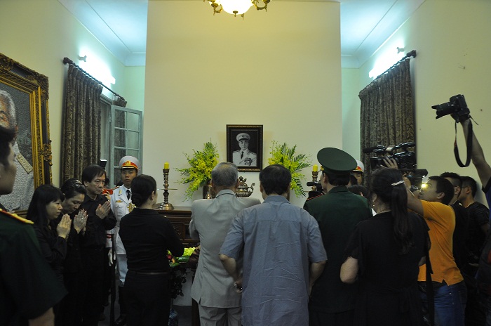 គណះចាត់តាំងពិធីកាន់ទុក្ខជាតិនាយឧត្តមសេនីយ៍ Vo Nguyen Giap ប្រជុំពេញអង្គលើកទី១