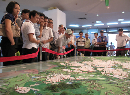 អ្នកបោះឆ្នោតវៀតណាមវាយតំលៃខ្ពស់ចំពោះកិច្ចប្រជុំពិភាក្សារបស់រដ្ឋសភាចំពោះសេចក្តីព្រាងច្បាប់ដីធ្លី