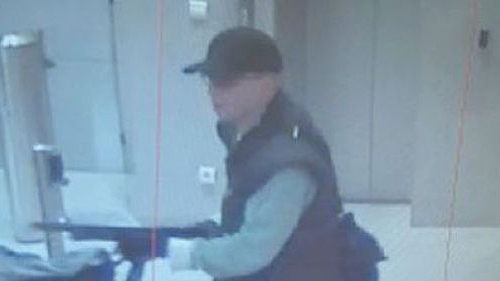 បារាំងរកមុខសញ្ញាបាញ់រៈមួយរូប។