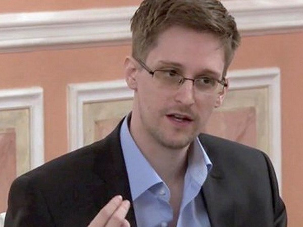 Snowden ប្រកាសសម្រេចបេសកម្មបែកធ្លាយព័ត៌មានចារកម្ម សម្ងាត់របស់អាមេរិក