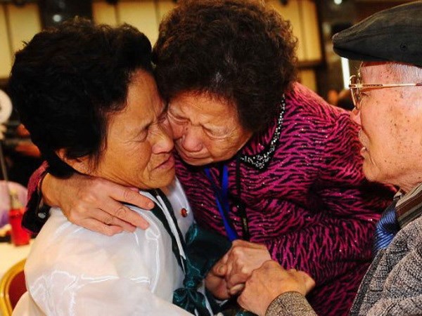 ការជួបជុំសំរាប់គ្រួសារដែលត្រូវបានព្រាត់ប្រាស់ក្នុងសង្គ្រាមរវាងប្រទេសកូរ៉េទាំង ២