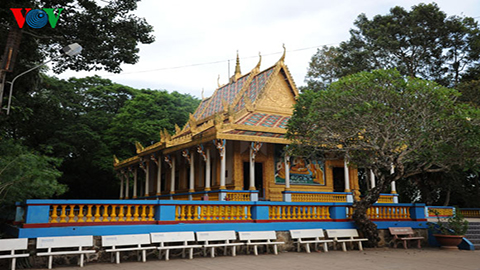 អនុប្រធានរដ្ឋសភាវៀតណាមលោក Uong Chu Luu អញ្ជើញទៅទស្សនកិច្ចខេត្ត Soc Trang។